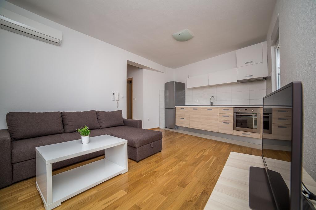 Green Olive Apartments Makarska Esterno foto