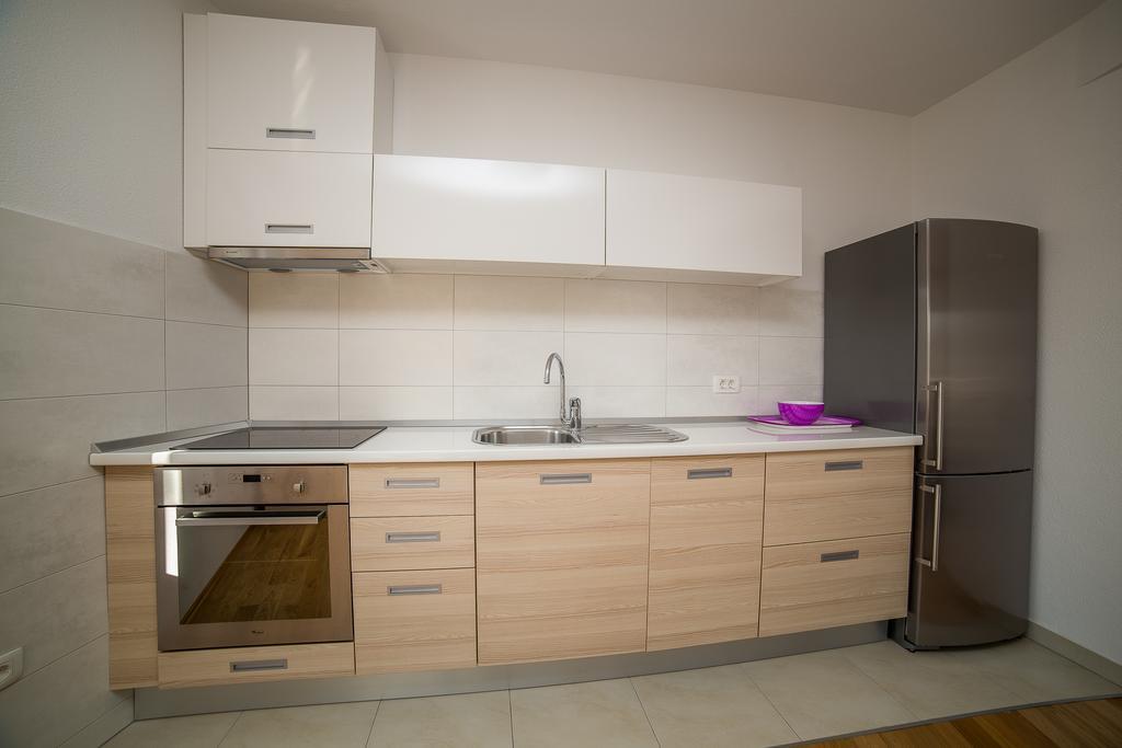 Green Olive Apartments Makarska Esterno foto