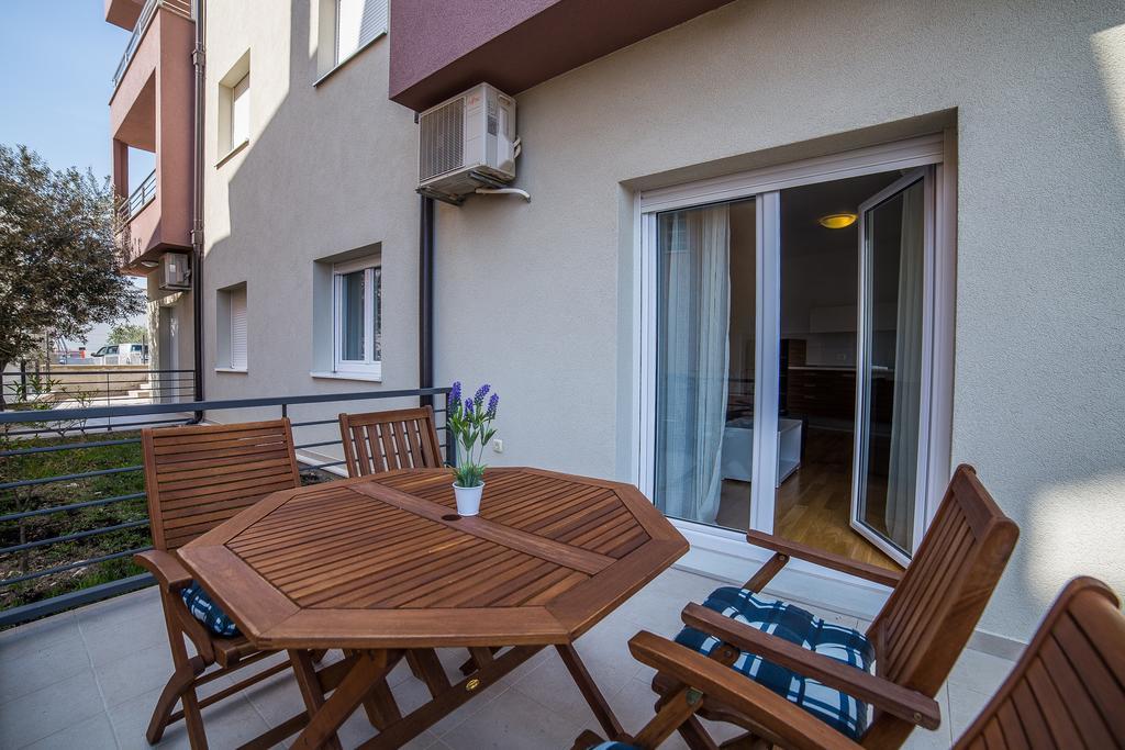 Green Olive Apartments Makarska Esterno foto