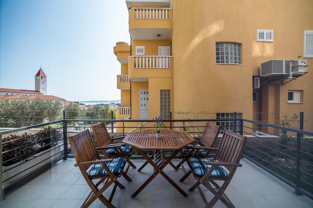 Green Olive Apartments Makarska Esterno foto
