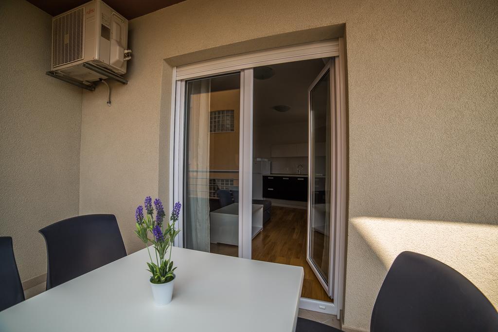 Green Olive Apartments Makarska Esterno foto